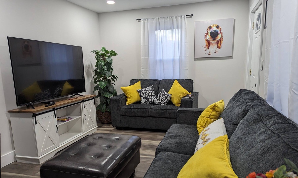 Hazel Park House | Happy Place