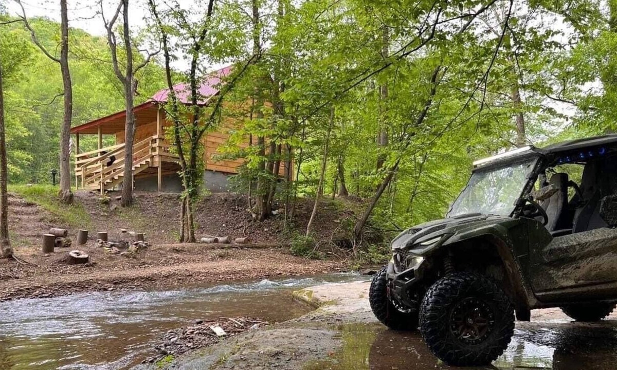 Newtown Cabin | Hatfield & McCoy Trails - Buffalo, Devil Anse and RockHouse
