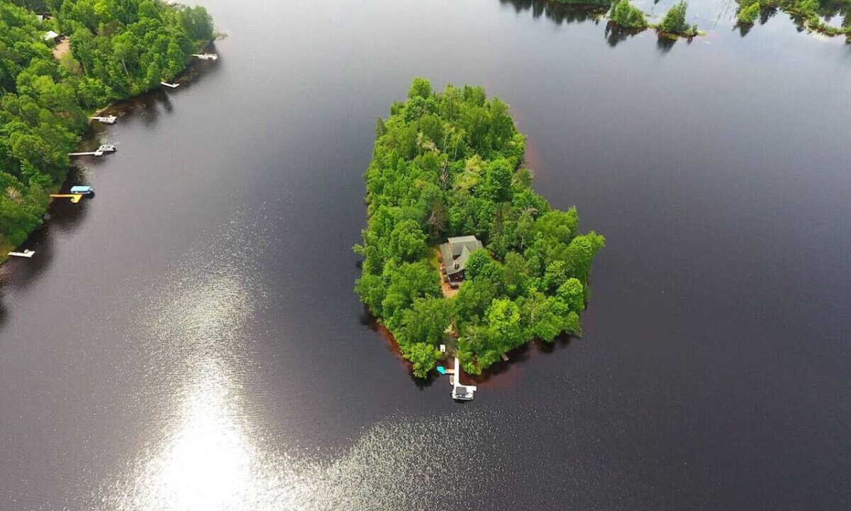 Winter Cabin | Haven Island on Lake Winter