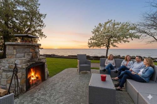 Egg Harbor House | Here Comes the Sunset by Simple Life Rentals