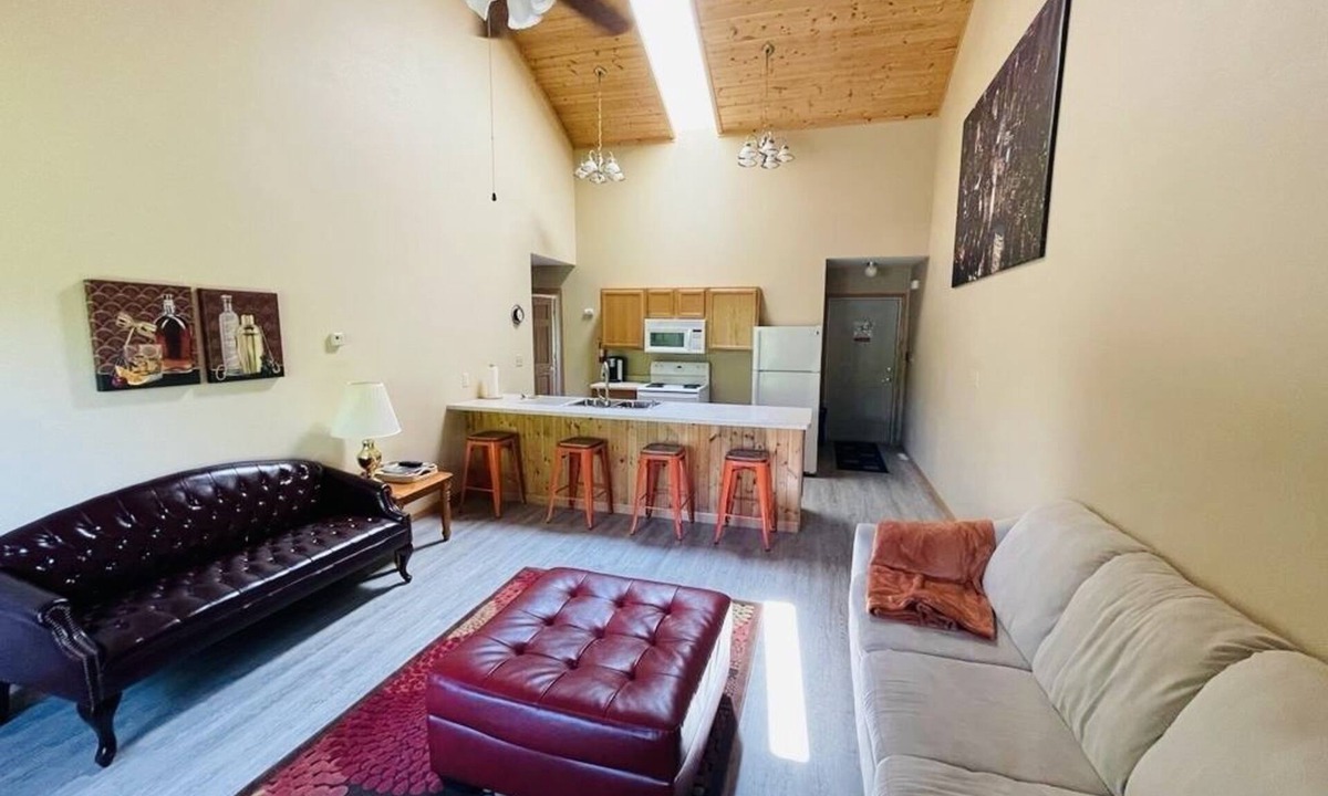 Athelstane Condo | Highfalls Riverfront Condo with Riverview in Crivitz!