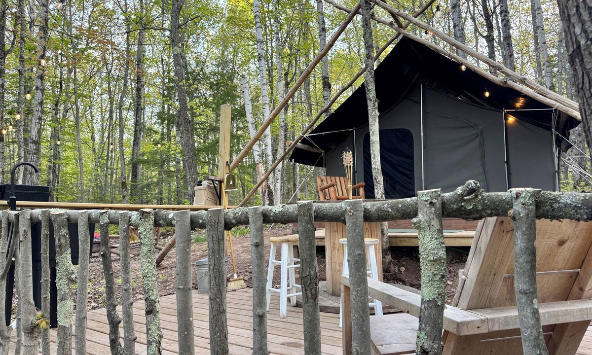 Red Cliff RV Rental | Hike In Canvas Wall Tent - Perfect Mini Family Glamping Adventure in Bayfield!
