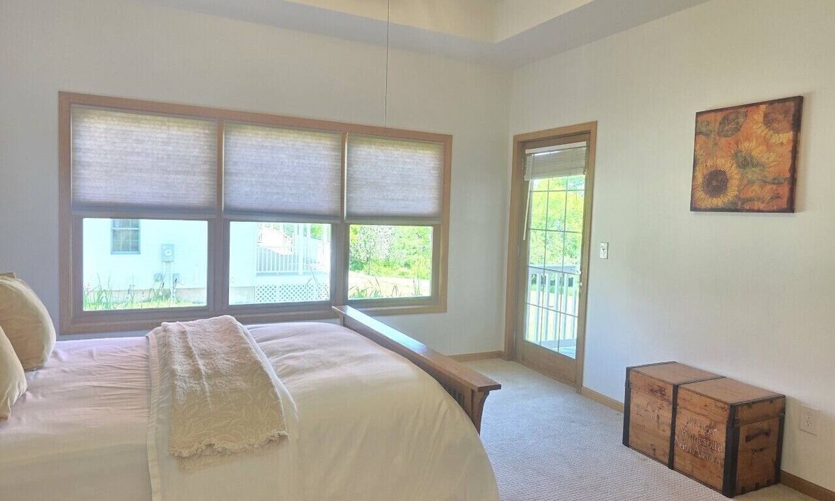 Bayfield House | Hilltop Escape - Enjoy Lake Superior Views with City Amenities
