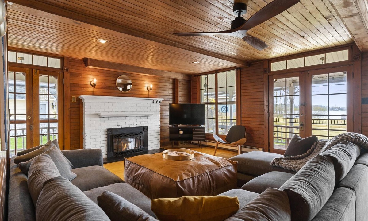 Oden Cottage | Historic 5BR Cottage Near Trails with Crooked Lake Views