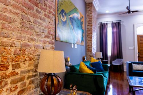South 7th Ward House | Historic Marigny House mins to French Quarters!
