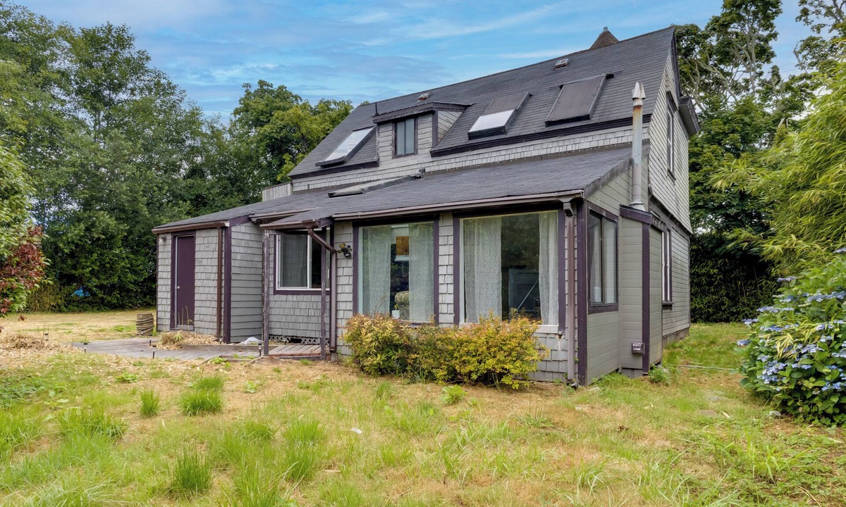 Warrenton House | Historic Oregon Home: Walk to Parks & Dining!