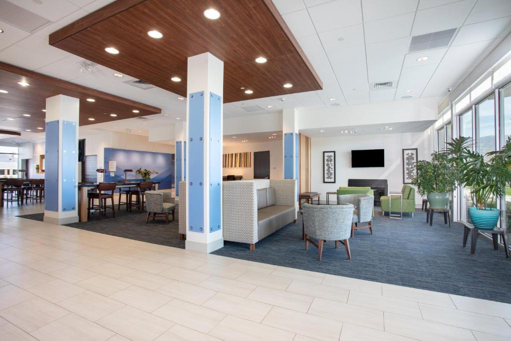 Ely Hotel | Holiday Inn Express & Suites - Ely by IHG