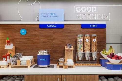 Oscoda Hotel | Holiday Inn Express & Suites Oscoda by IHG