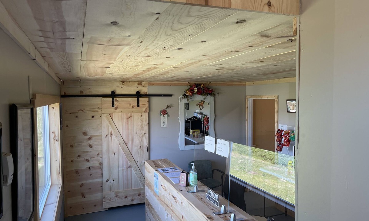 Babb Hotel | Hooks Hideaway Motel