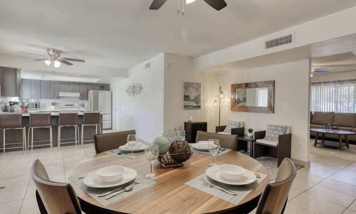 Roadrunner Estates East House | Hot Deals Desert Retreat Heated Pool Family Home
