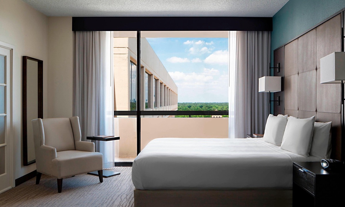 Westchase Hotel | Houston Marriott Westchase