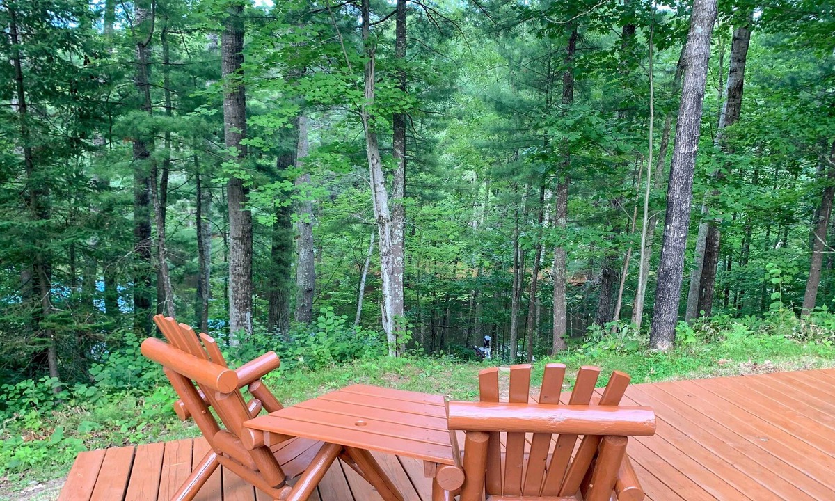 Hayward Cabin | Inviting Angler's Abode w/ Grill & RV Hookups