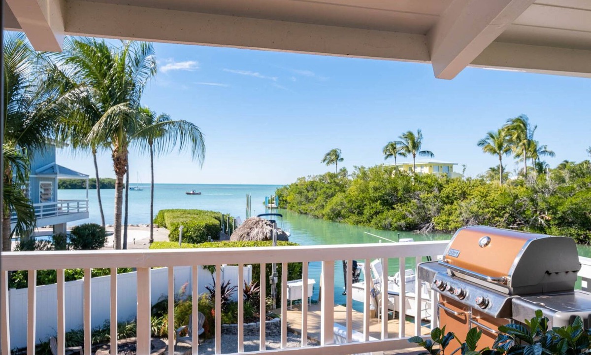 Toll Gate Shores House | "Islamorada Waterside Getaway: Prime Fishing, Sunset Views, Beachside Bliss!"
