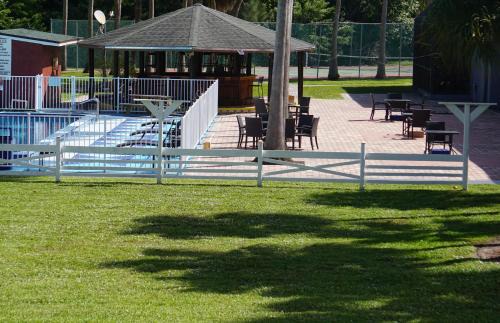 Merritt Island Cabin | ISLAND HOTEL of Space Coast
