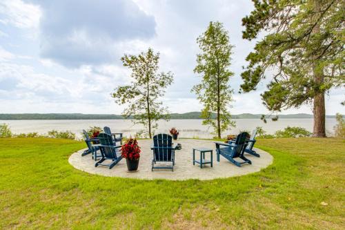 Cushing House | Lake Alexander Home w/Dock: Pet-Friendly!