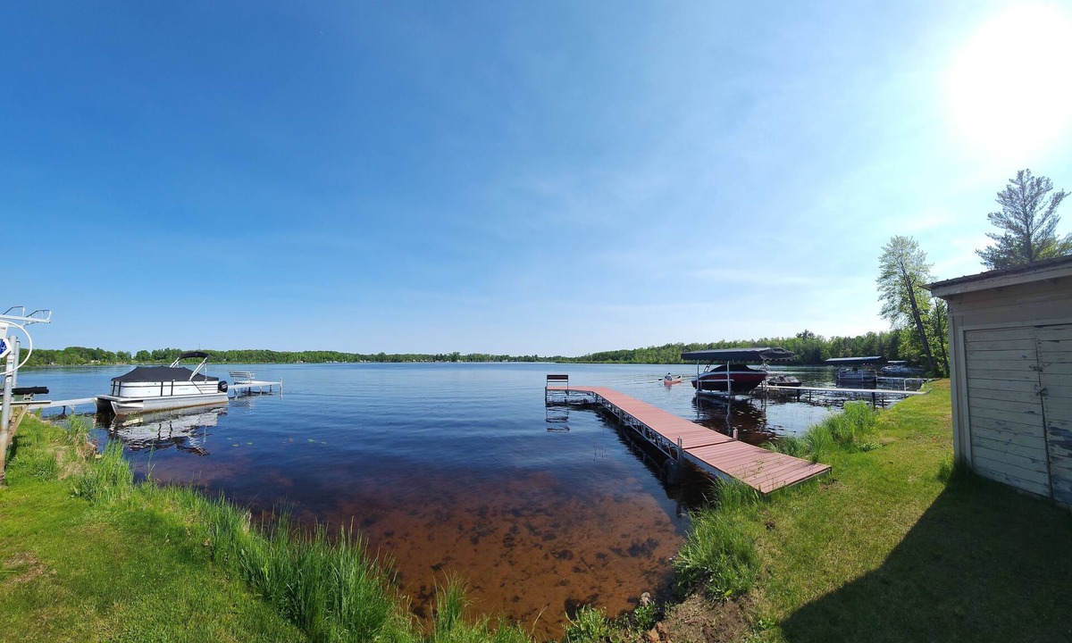 Suring Cottage | Lakefront Cottage Retreat in Charming Mountain!
