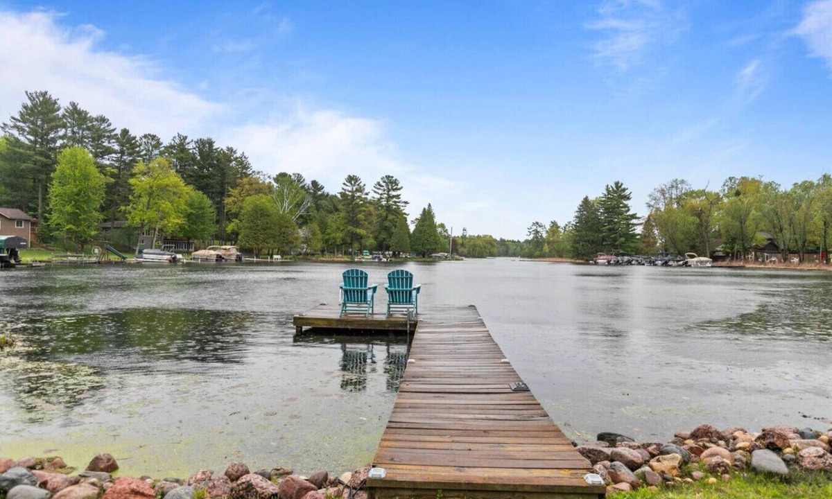 Waupaca House | Lakefront! Private Dock! Kayaks&Paddleboards!