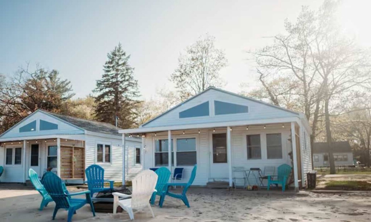 Greenbush Cabin | Lakeside Bliss at Lake Huron Cottage 2