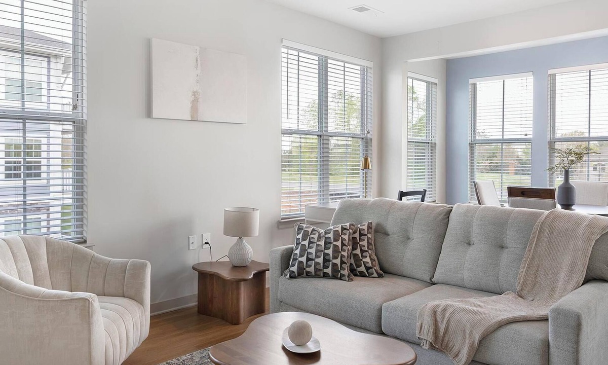 Murfreesboro Apartment | Landing | Modern 2BD, Yoga Studio, Clubhouse