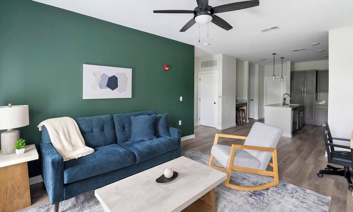 Knoxville Apartment | Landing | Stunning 1BD, Gym