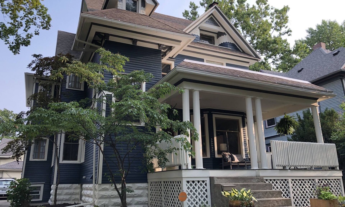 South Bend House | Large home walking distance to Notre Dame and downtown