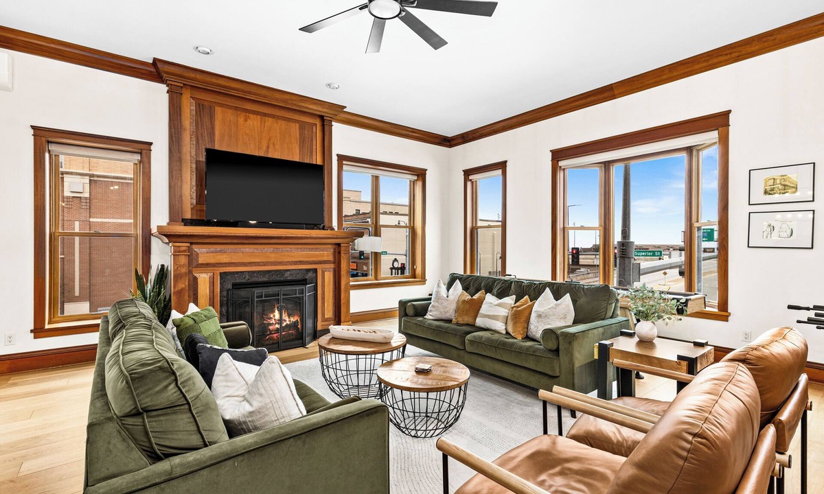Downtown - Waterfront Condo | Large Lux Urban Retreat - Canal Park, Lakeview, Game Tables, Sleeps 8