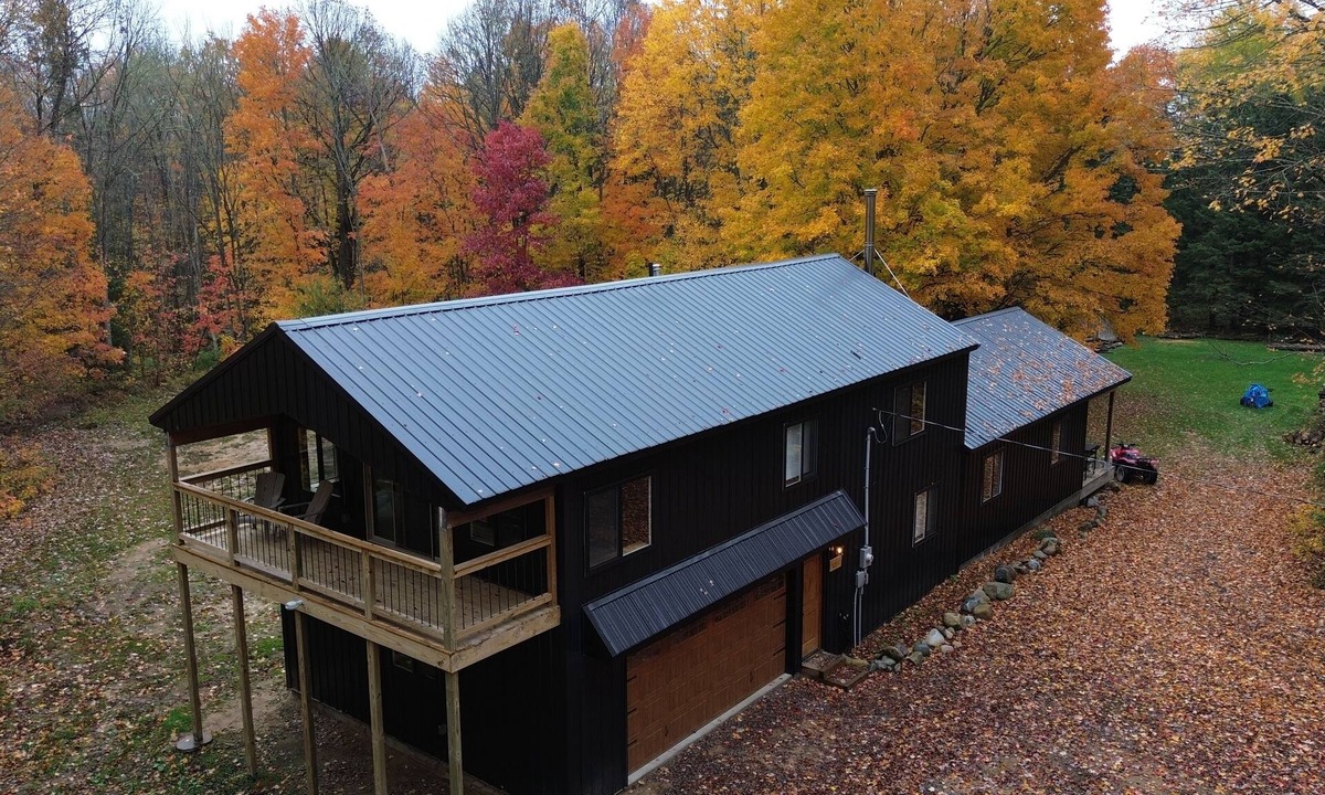 Hulbert Township House | Large luxury cabin way back in the woods on ORV trail