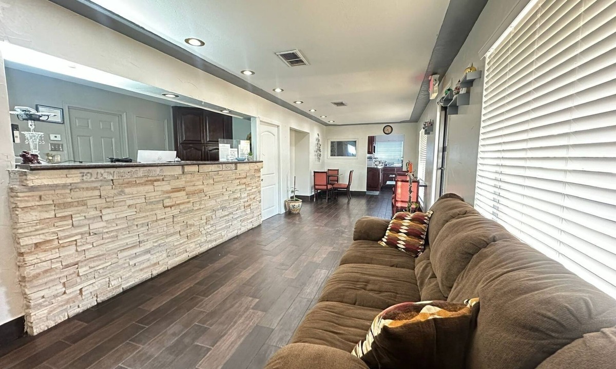 Gainesville Hotel | Loyalty Inn Gainesville