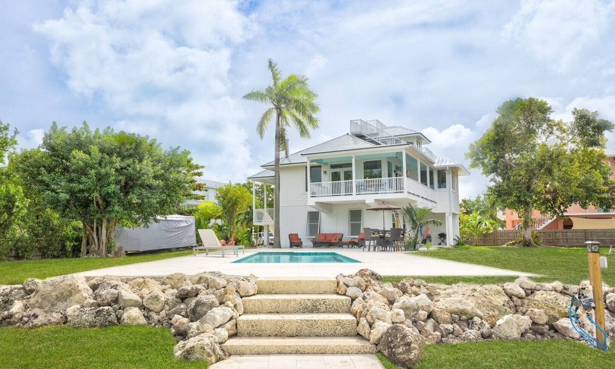 Venetian Shores House | Luxurious 4BR home with open water views in Islamorada, perfect for families.