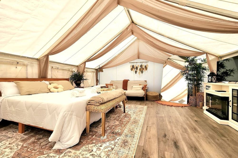 Brush Prairie RV Rental | Luxury Canvas Retreat w/Rain Shower & Firepit in Brush Prairie, Washington