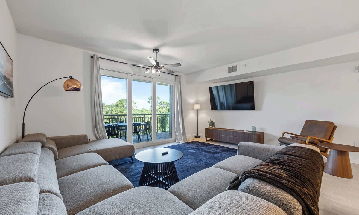 Merritt Island Condo | Luxury Condo with Sanctuary Views Merritt Island
