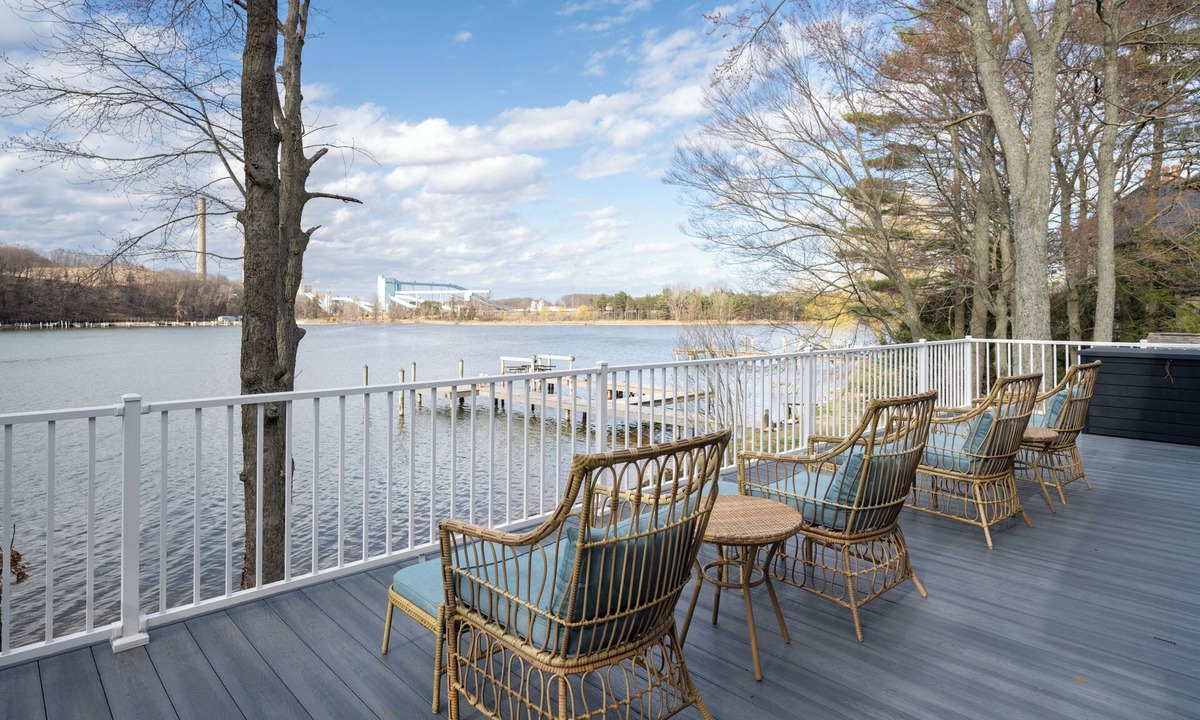 Port Sheldon House | Luxury Lakefront | Boat, Beach, Views | 5BR