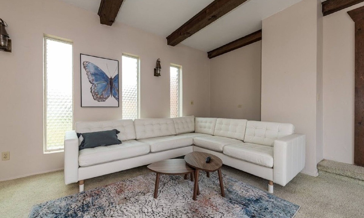 Warren House | Luxury spacious Home in a quite neighborhood.