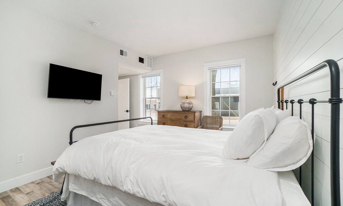 Onekama Condo | Luxury Suite #2 at the Dala House