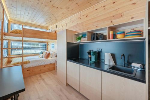 Mary Esther House | Luxury Waterfront Cabin 9 Located Near the Road