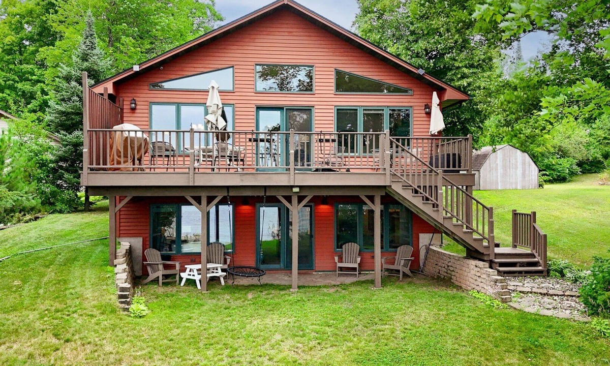 South Range Cabin | Lyman Fireside Lake House, Heirloom Vacations