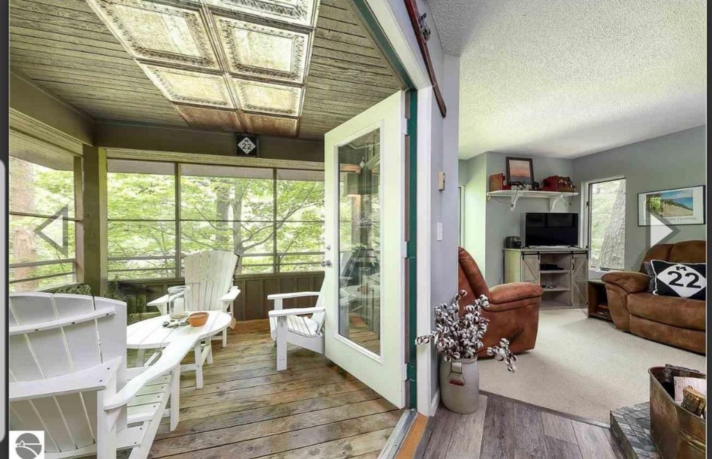 Maple City Apartment | M22 Hawks Nest Condo 29