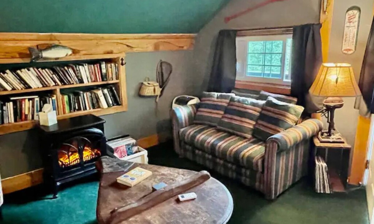 Waterbury Cabin | Mad River - Grunberg Haus Inn & Cabins