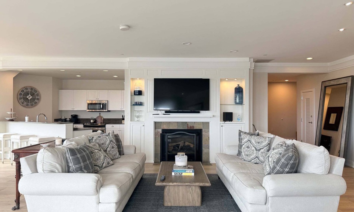 Bay Harbor Condo | Marina View 354: Spacious 4BR condo in Bay Harbor with stunning marina views.