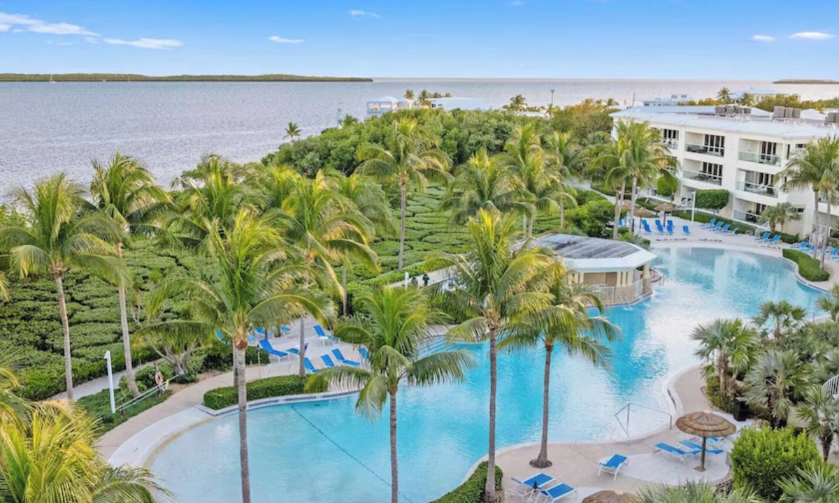 Rock Harbor House | Mariners Club Unit 904, VRNR Luxury Collection, Brand New Completely Remodeled