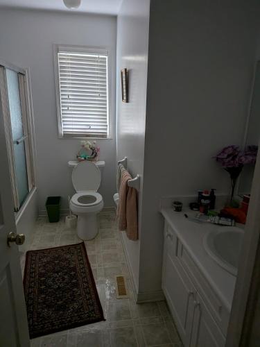 London House | Masonville Guesthouse