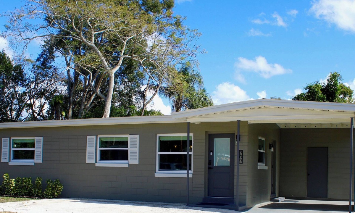 Ocoee House | Modern Central Florida Home Ideal for Short or Extended Stays!