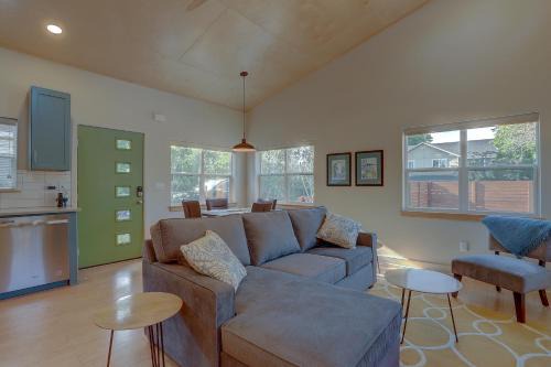 Larkspur House | Modern Mod Pod with Private Yard