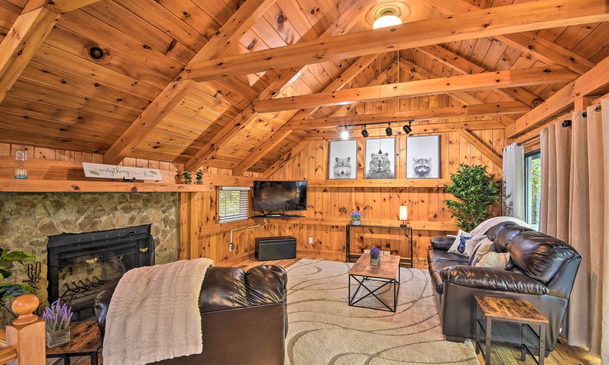 Sky Valley Cabin | Modern Mountain Cabin w/Resort-Style Amenities!