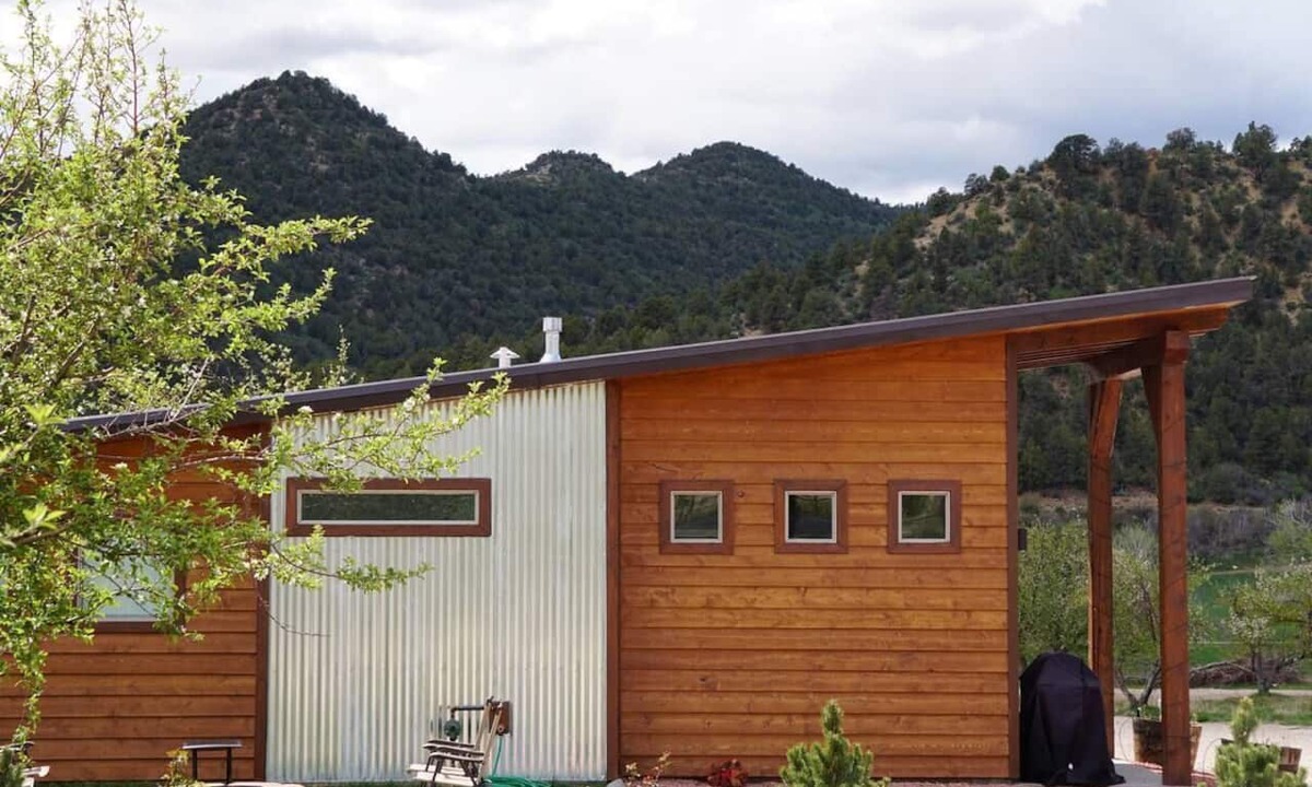 Glendale Cabin | Modern Tiny House in Apple Orchard Between Zion and Bryce