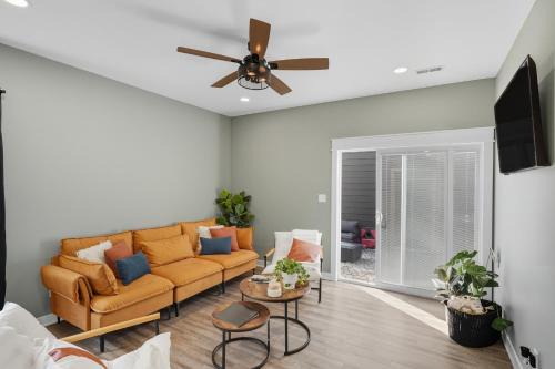 Chesterton House | Moody Modern Dunes Hot Tub Beach and Trails
