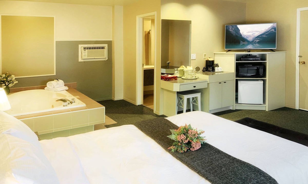 St. Jerome Hotel | Motel La Cheminee