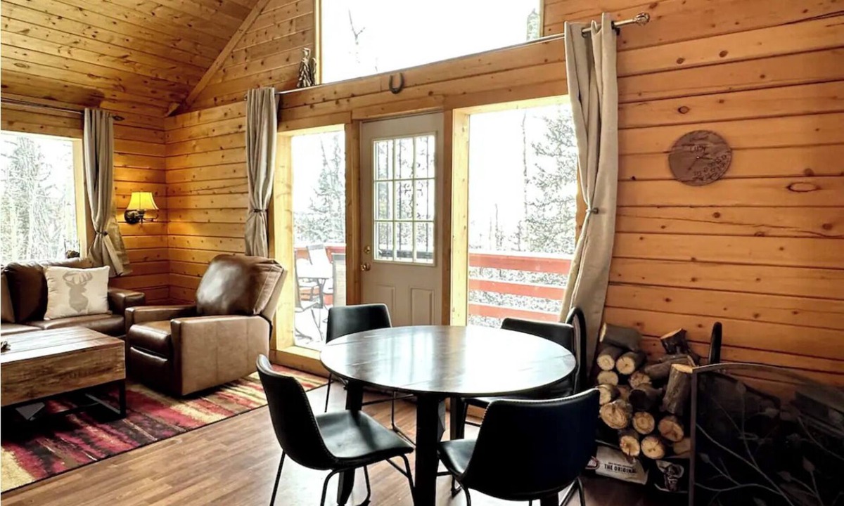 Indian Mountain Cabin | Mountain Cabin surrounded by woods and views + Hot Tub