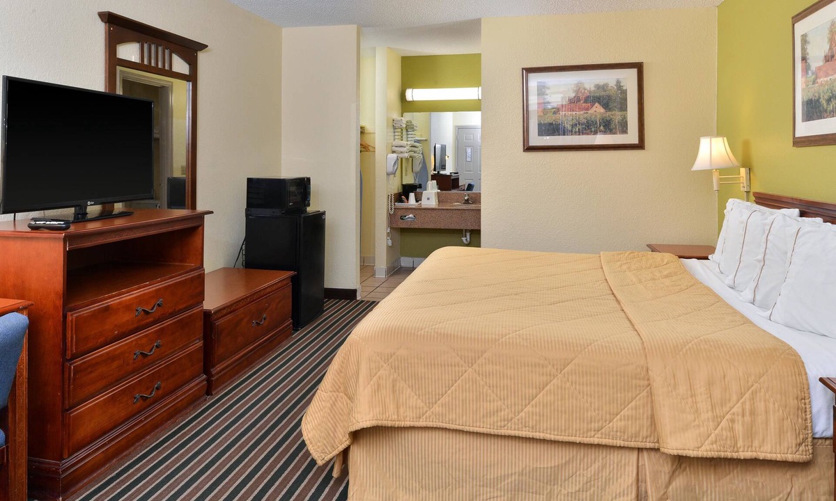 Dayton Hotel | Mountain Inn Dayton