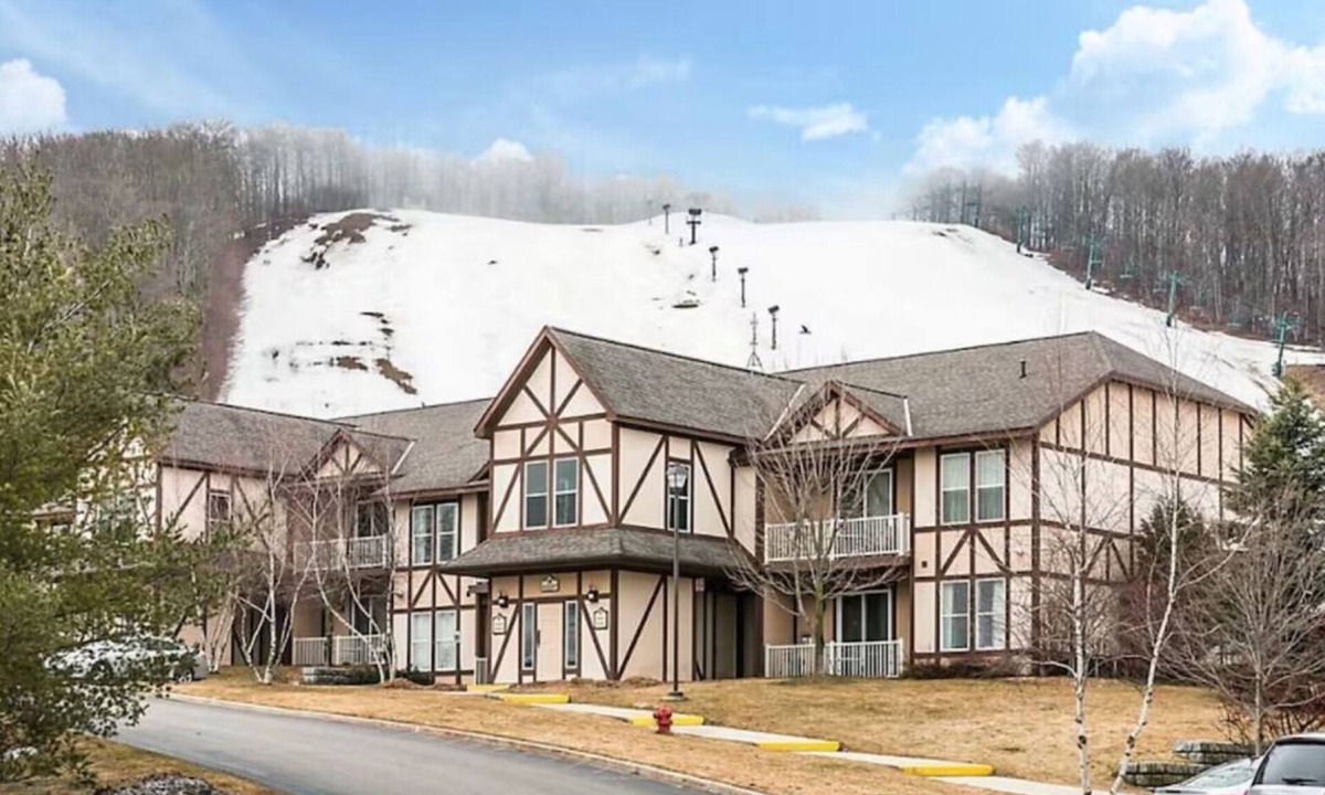 Boyne Falls Condo | Mountain Run at Boyne - 2 Bedroom/2 Bath Condo